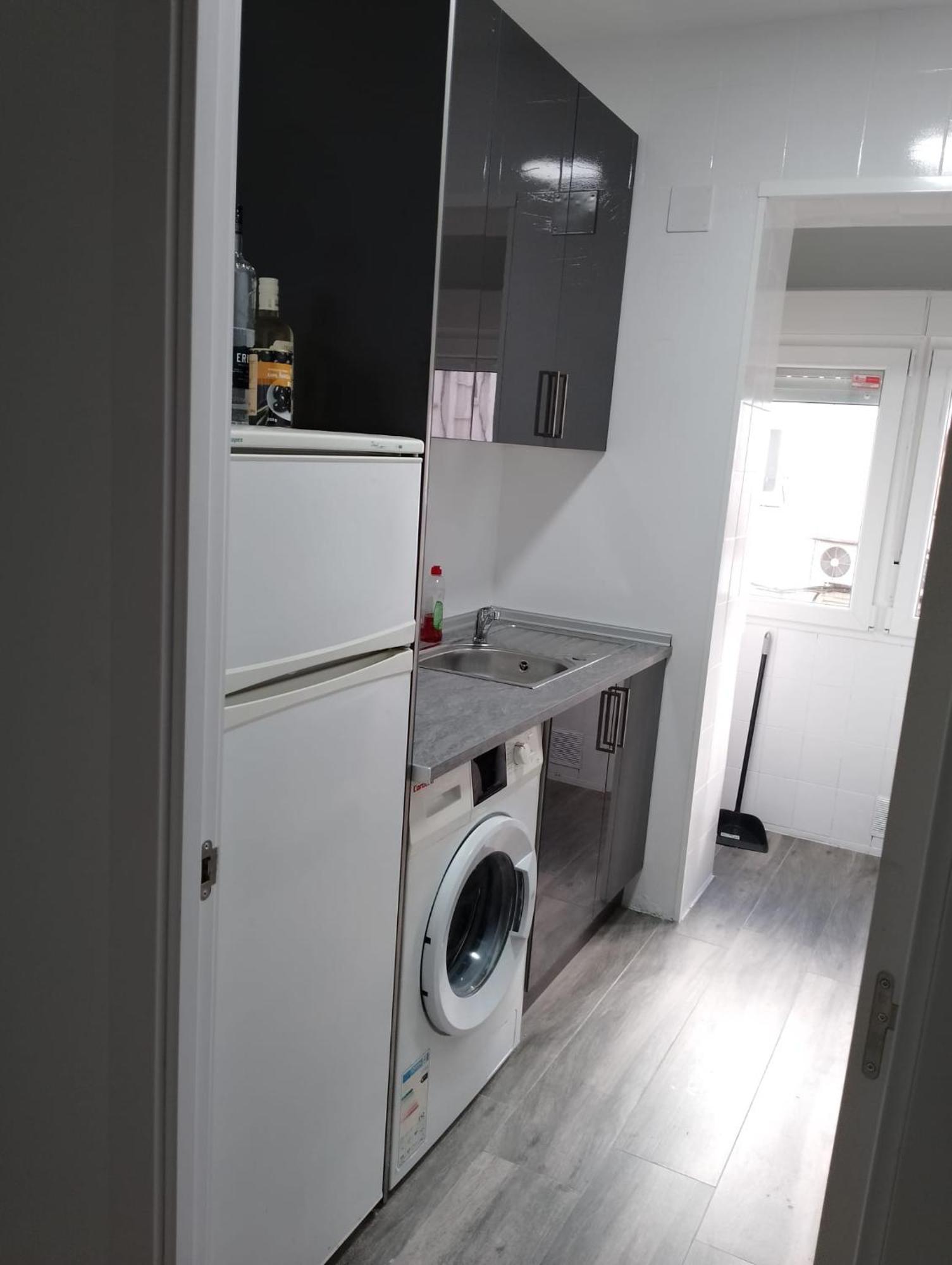 Habitacion En Piso Compartido Madrid Eksteriør bilde
