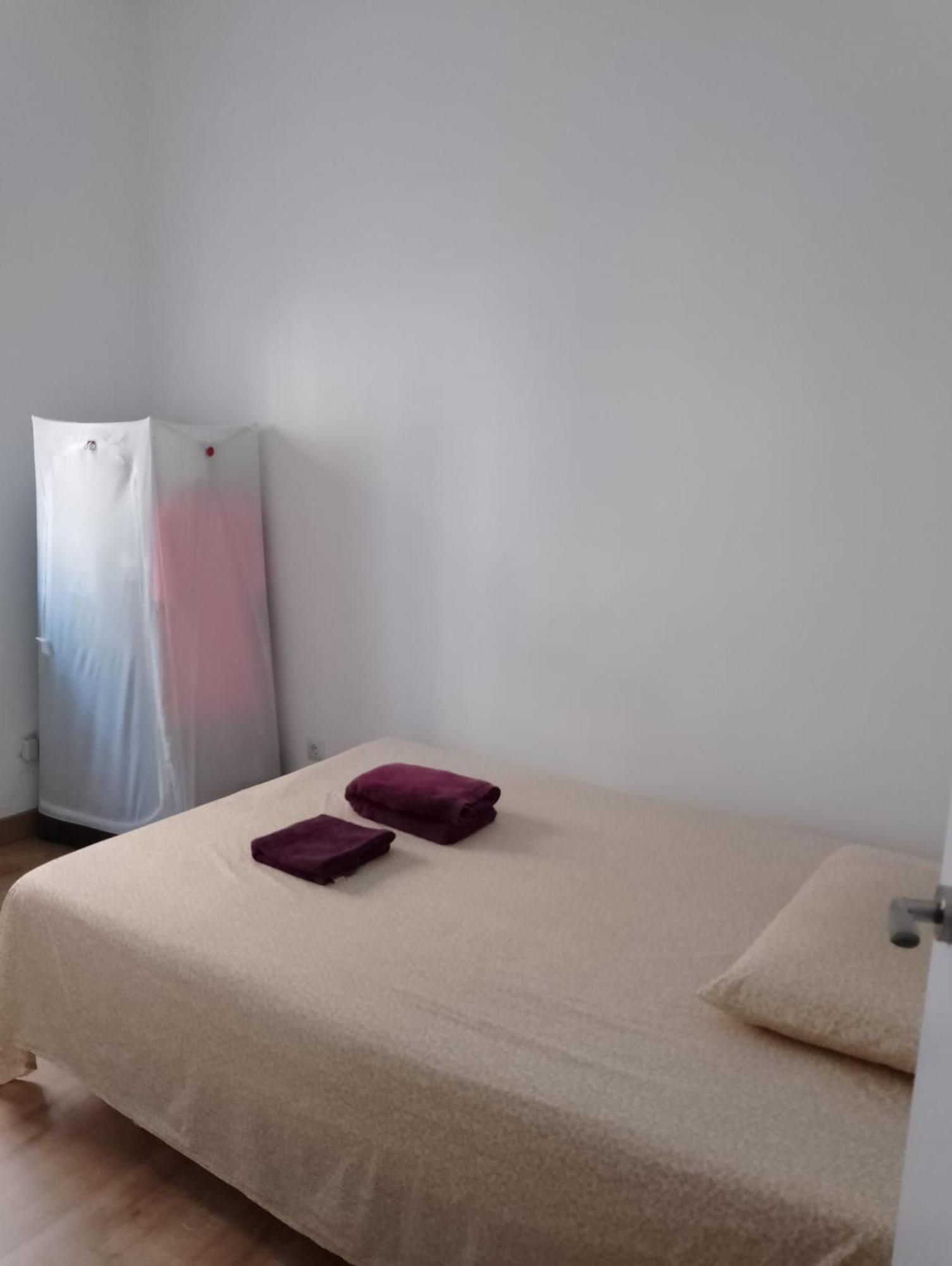 Habitacion En Piso Compartido Madrid Eksteriør bilde